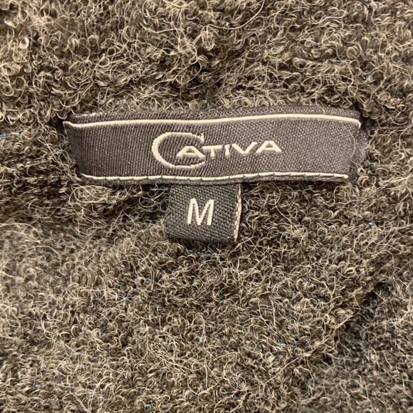 Cativa Tribal Print Vest - Picture 4 of 4